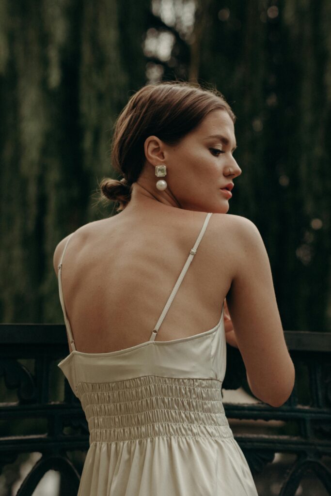 How to Choose the Right Earrings